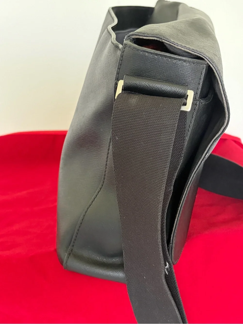 Jack Spade Barrow Black Leather Messenger Laptop Crossbody Bag